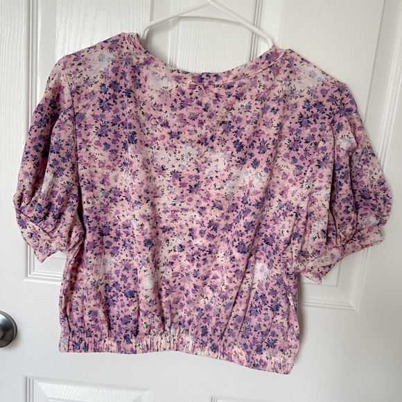 Roommates Purple and Pink Flutter Sleeve Crop Blouse - Picture 6 of 8